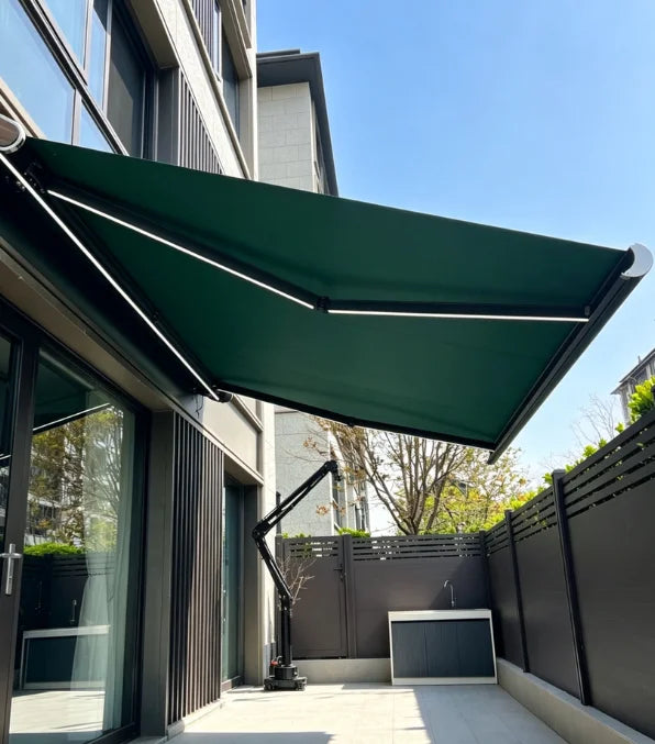 Motorized Wall Mounted Outdoor Awning Heavy Duty Aluminum Canopy