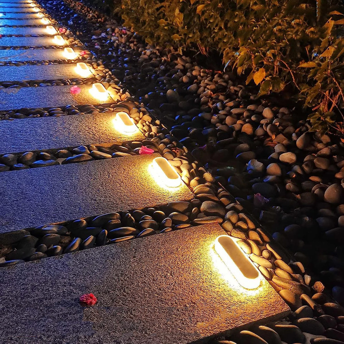 IP68 Solar Deck Lights With Auto Switch And Durable Construction